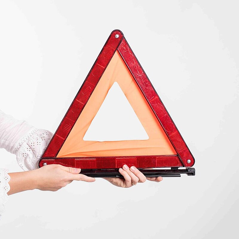 Achtung | OPTINVEST Beamte